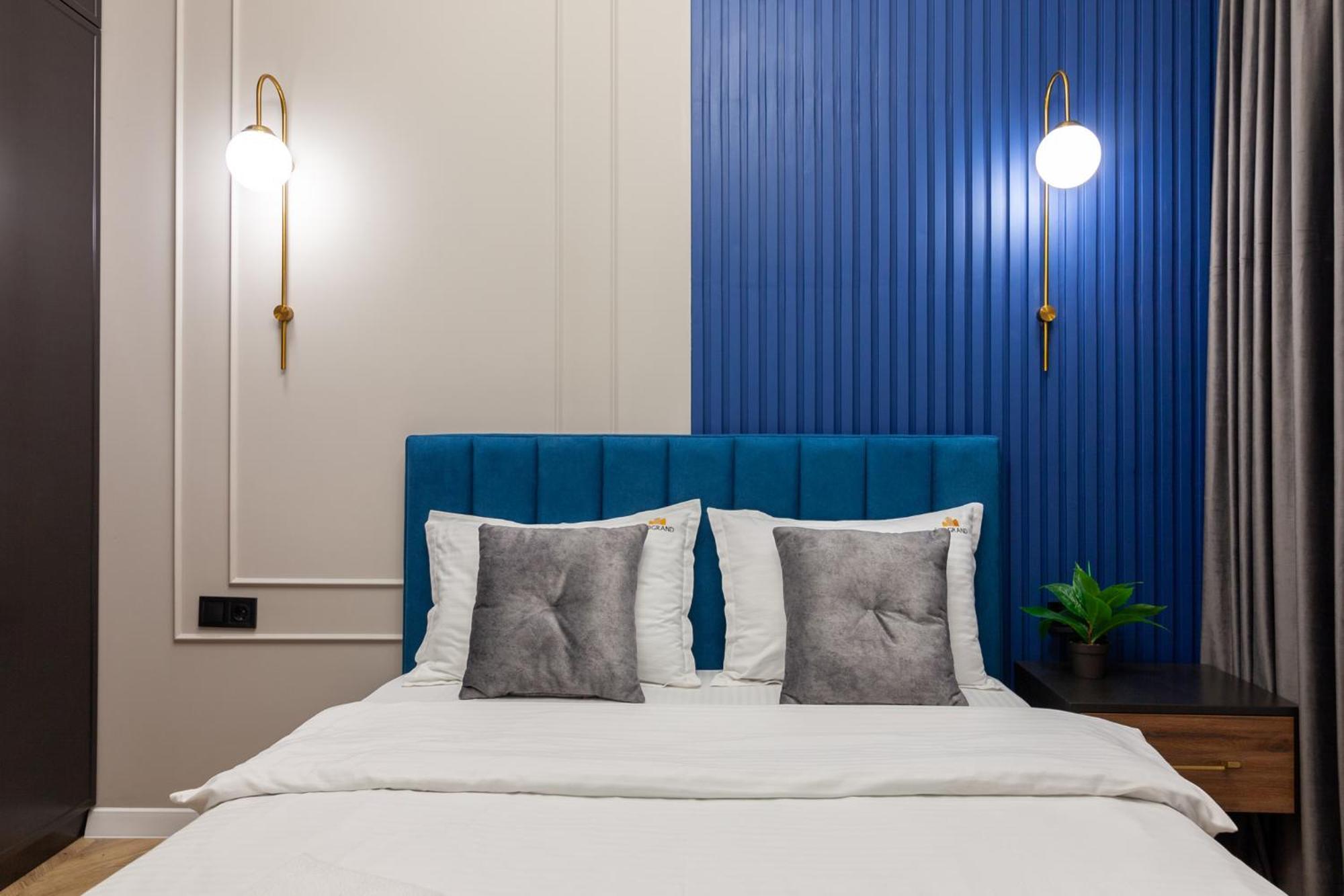 Leogrand Vip On Svobody Avenue 43 Apartman Lviv Kültér fotó