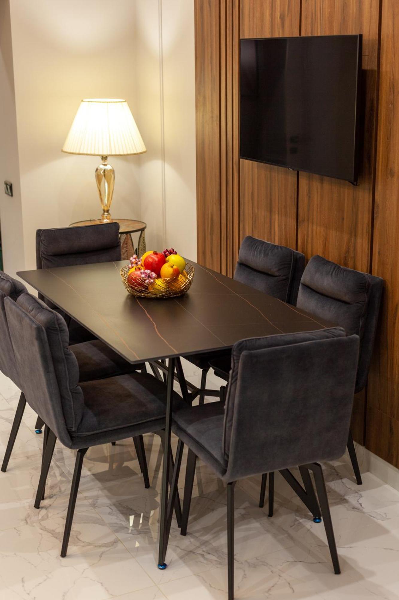 Leogrand Vip On Svobody Avenue 43 Apartman Lviv Kültér fotó